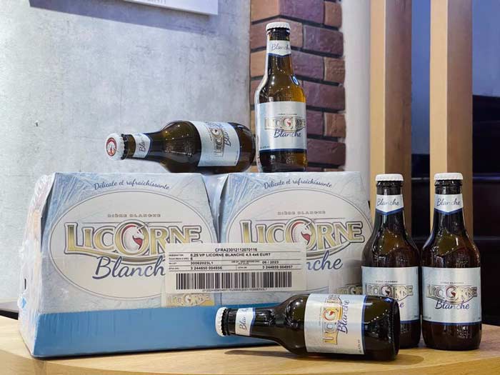 Bia Licorne Blanche 4.5% Pháp – thùng 24 chai 250ml